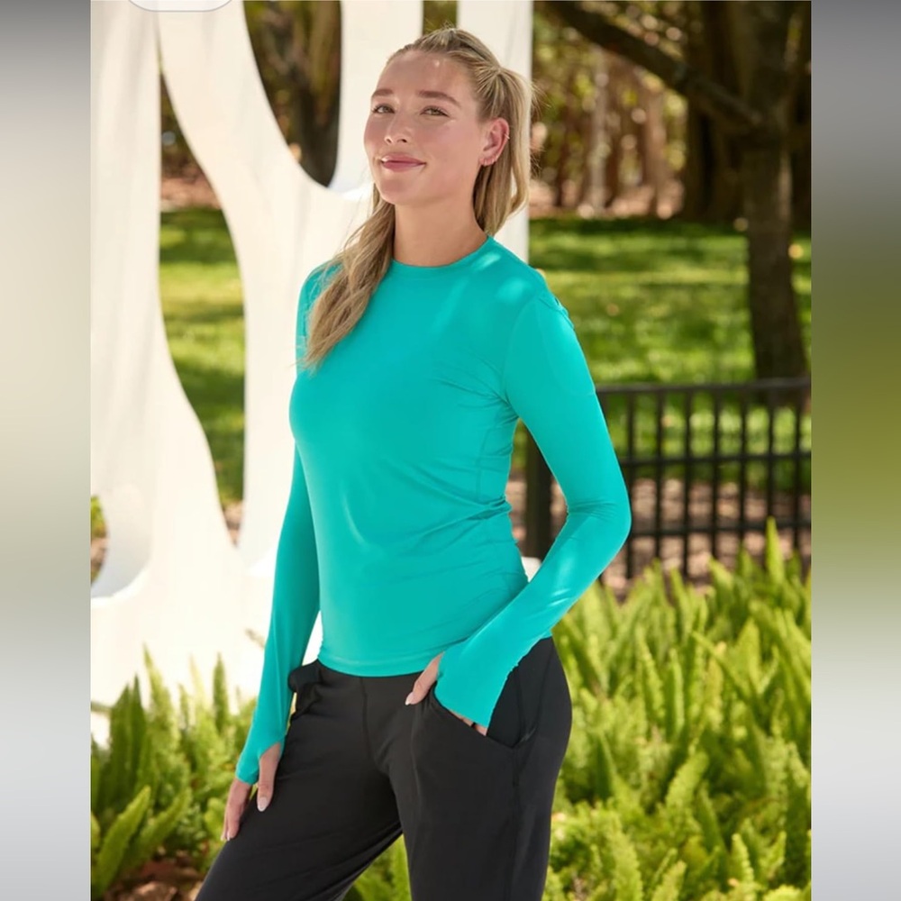 Women's Long Sleeve Bloquv Carribean BlueGreen Top